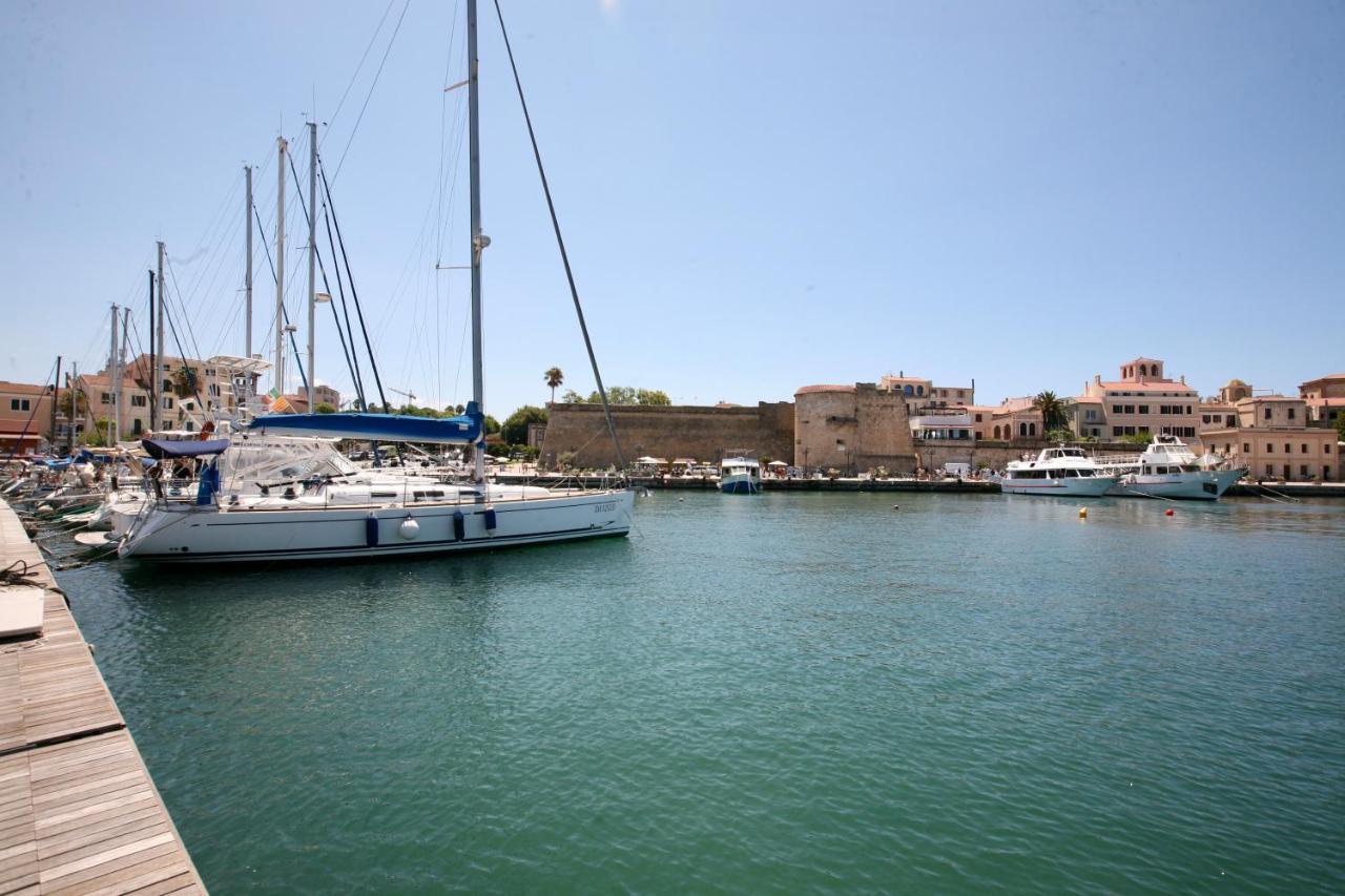 Piper'S Boat Hotell Alghero Exteriör bild